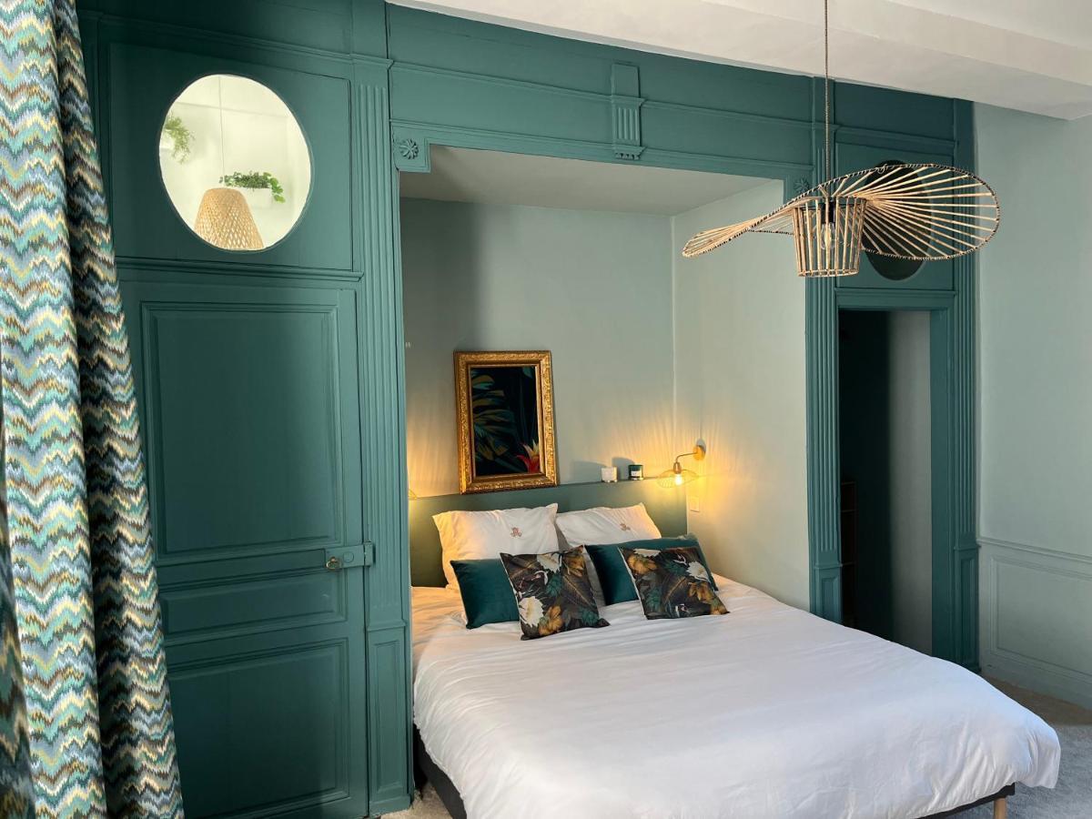 Bed and Breakfast Aux Remparts De Montreuil Montreuil  Zewnętrze zdjęcie